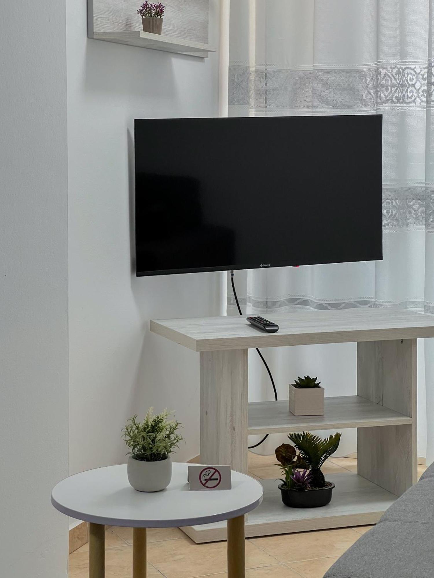 Tirana City Stay Apartments Екстер'єр фото