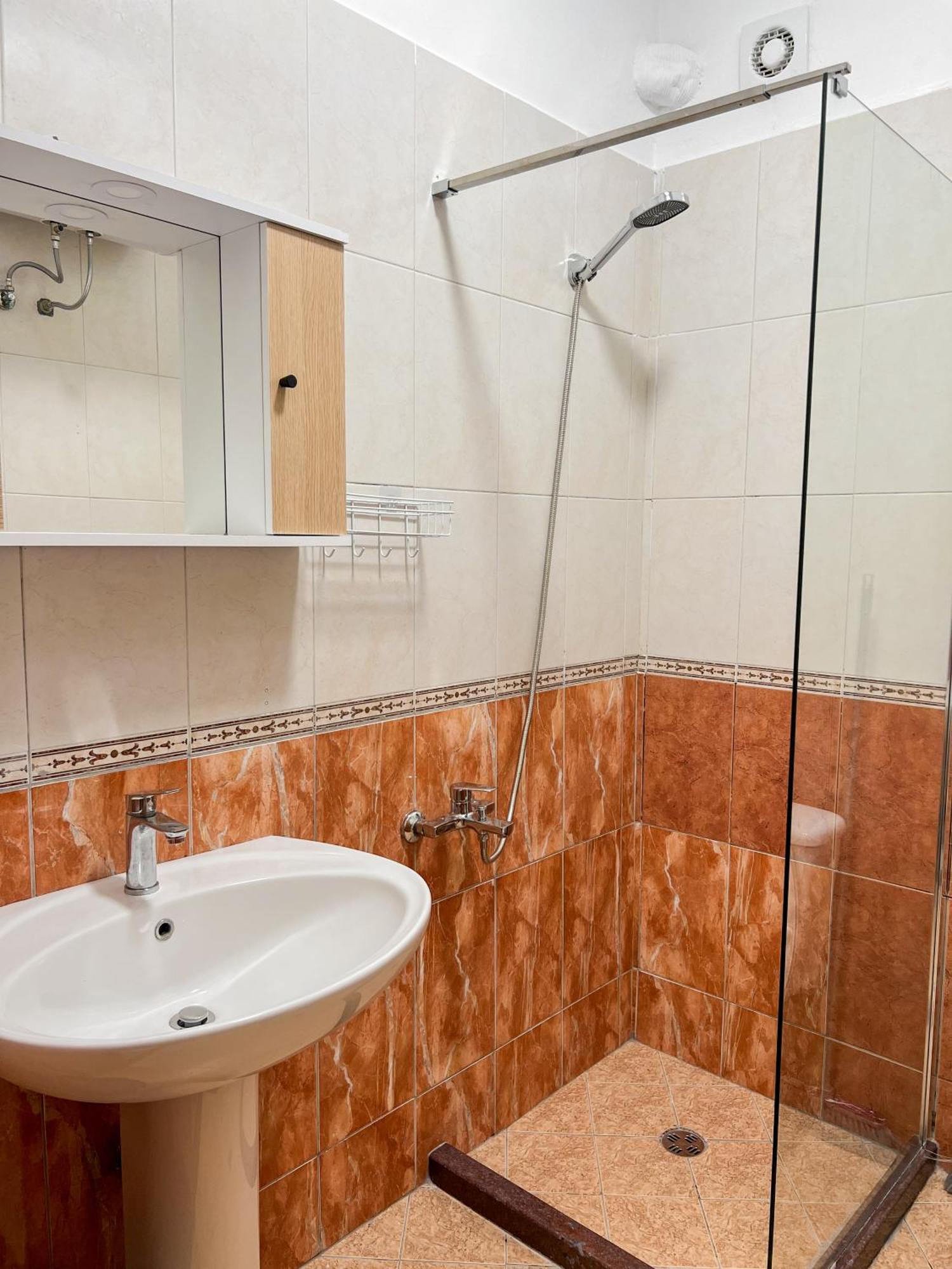 Tirana City Stay Apartments Екстер'єр фото